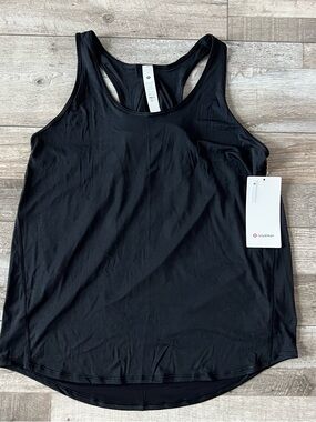 NWT Lululemon Women’s Essential Tank Top Pleated Size 8